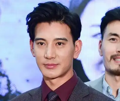 天热了,是该剪一款男士寸头了,真帅气(男长脸适合什么发型图片欣赏)