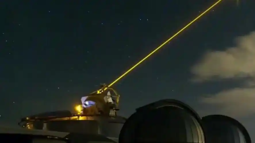 首个激光武器终于问世能直接融化卫星和洲际导弹