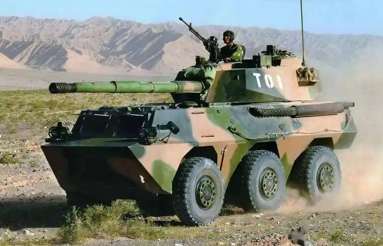 90年代列装的装甲输送车家族,根据所安装武器的不同,也有多种变形