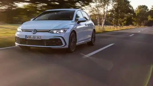 2021款/八代高尔夫gti正式发售,45年磨一剑