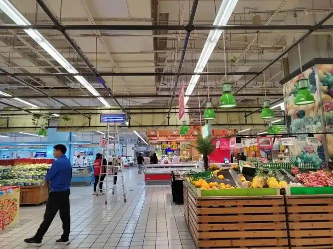 大润发全国闭店十几家 员工:当年三个月瘦20斤_腾讯新闻