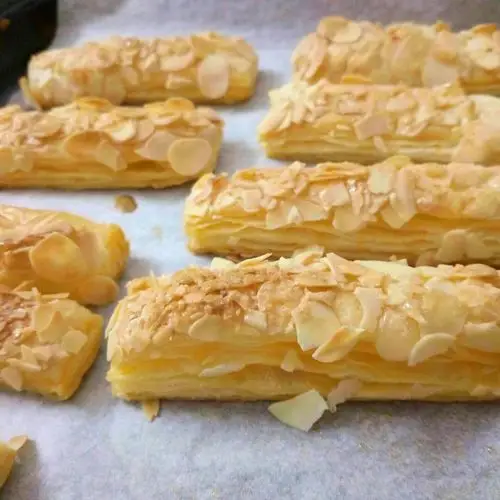 快手美味的下午茶小点心!零失败烤出香脆杏仁千层酥～