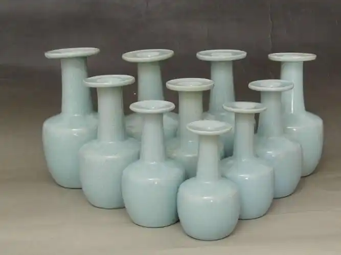 北宋清凉寺汝窑瓷器天青釉盘口长颈瓶10件套