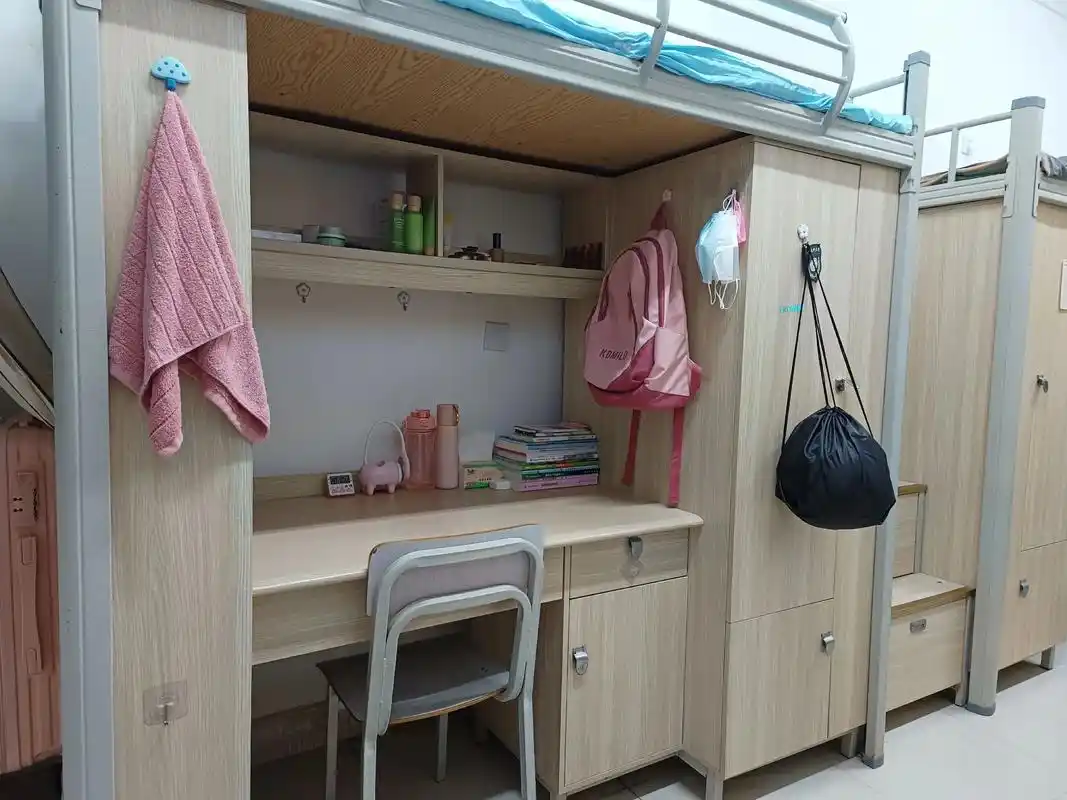 今天我们寝室进行了大扫除,真的太开心了,好喜欢这样