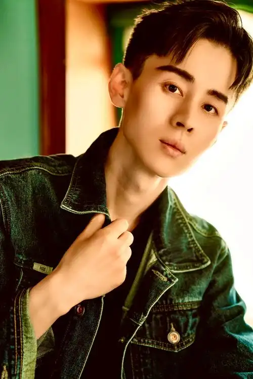 p data-id="tikm0ygzbivz"> 徐达,京剧男旦演员.