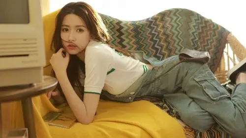 小仙女王秋紫4k高清壁纸_4k明星图片高清壁纸_墨鱼部落格