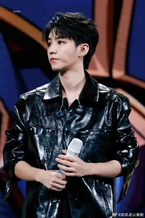 超话星愿池##夏日青春派对##骆驼 王俊凯##英雄联盟手游品牌代言人