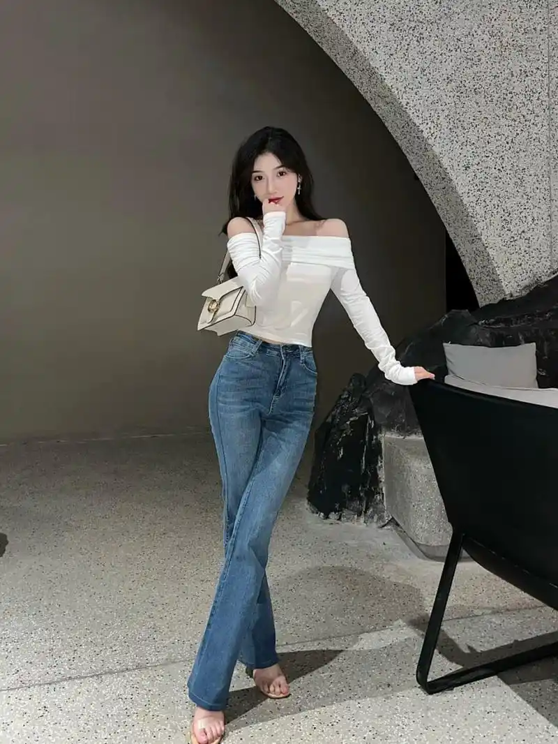 高个子美女日常牛仔裤穿搭