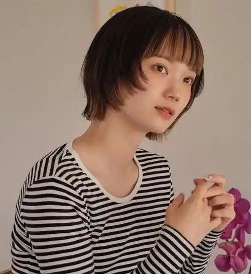 适合方脸,圆脸的一组短发,看起来特别的高级耐看_卷发_层次_修剪