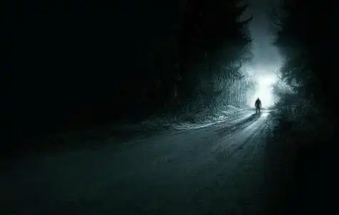 最经典的灵异小说推荐(十大巅峰悬疑灵异小说排行榜)_造梦网