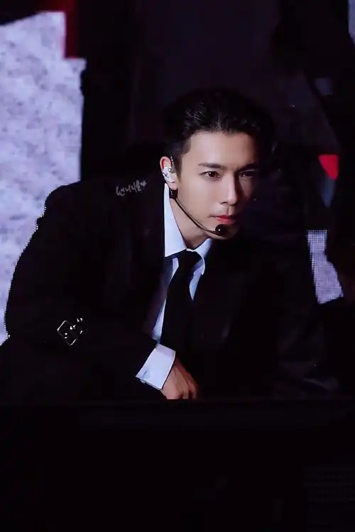 这居然是2024年的李东海