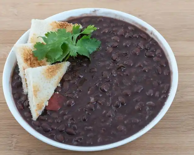 whats the secret to making black beans cuban style?