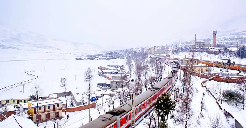 2008年普雄车站的第一场大雪——纪念成昆线通车50周年