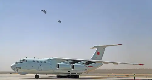 第六批在韩中国人民志愿军烈士遗骸回国_专机