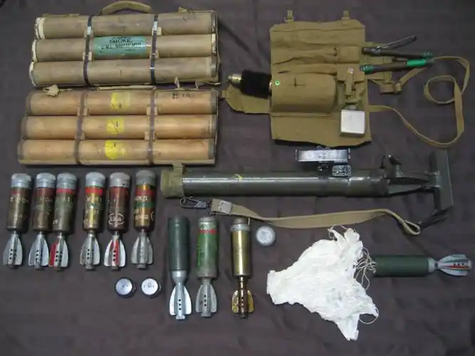 从二战服役到80年代的2英寸轻型迫击炮