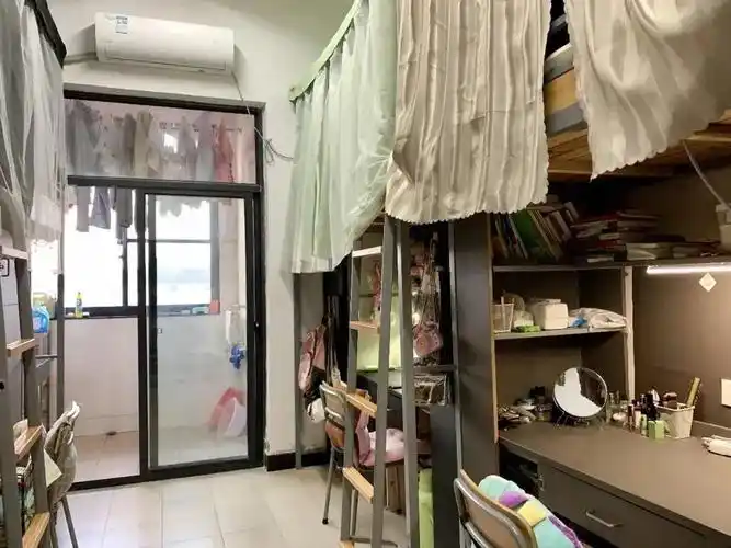 高考填报志愿时,浙江外国语学院宿舍条件怎么样,好不好是广大同学和