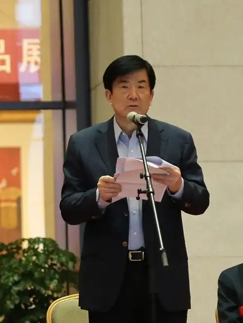 中国文联党组书记,副主席,书记处书记李屹在开幕式上致辞.