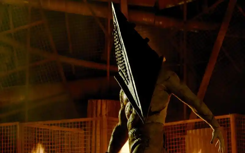 人性的审判与惩罚者,寂静岭经典boss,三角头的背景起源故事_哔哩哔哩