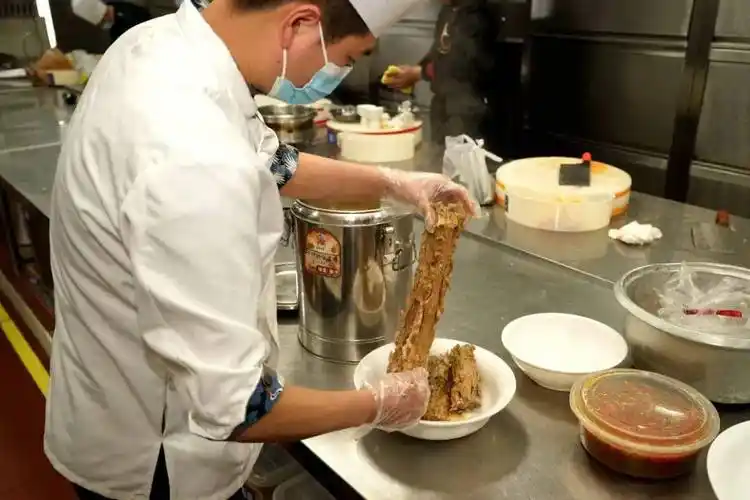 2024商丘首届餐饮技能大赛开赛!_面点_参赛选手_美食