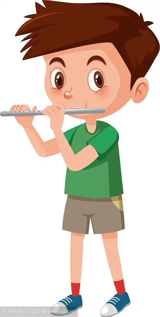 男孩在白色背景上吹笛子