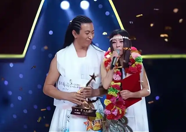 2012年《星光大道》安与骑兵周冠军都没得,为何夺得年度总冠军?