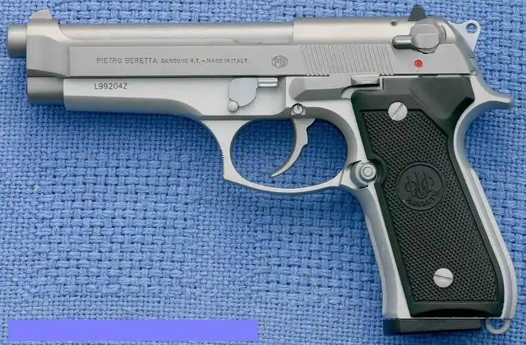 target="_blank" href="/item/伯莱塔92f型手枪/6044042" data-lemma