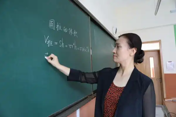 葛沽镇实验小学教师蔡丽华:用自己的诚心换来孩子们的真心-津云app