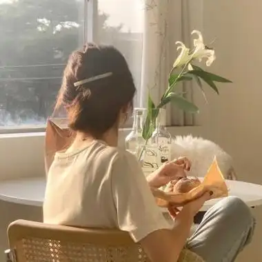 2021最火背影图片女生头像高清2021年最漂亮的背影微信头像图片