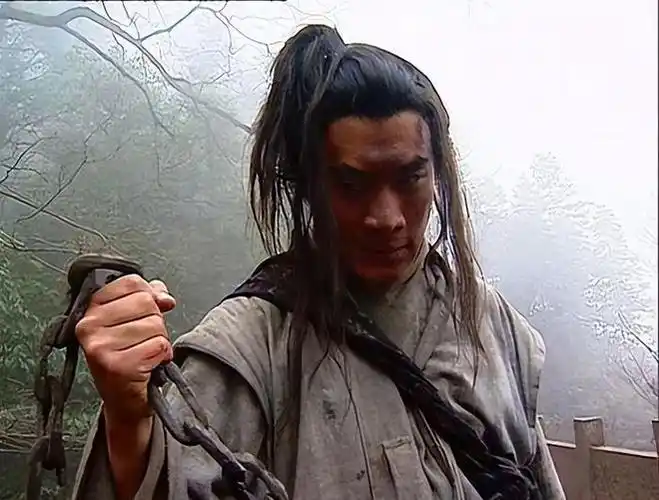 丁海峰曝光:在美国树林砍柴烤肉,美国豪宅尽显气派|英俊|水浒传|电视