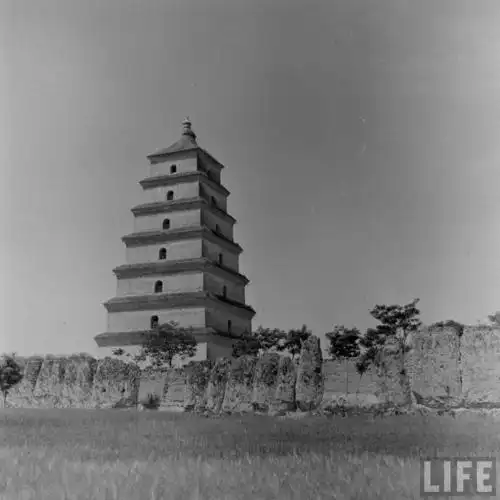 历史老照片:民国时陕西的风土人情,看看那时大雁塔和西安市