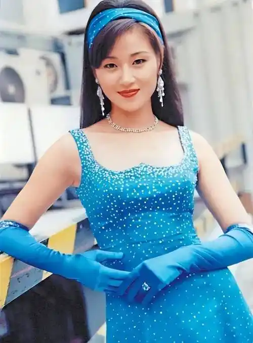 90年代那些惊艳时光的女明星!个个美若天仙,谁是你心中的女神?