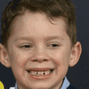 假笑男孩 gavin 假笑动图_假笑_gavin_动图_男孩表情