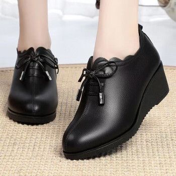 红蜻蜓真皮大码女士妈妈皮鞋春秋2023年新款软底防滑中老年女鞋低跟单