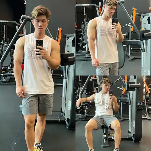 个人觉得肯定光线|找到合适的光线少练三年|像我这样的40臂围看起来