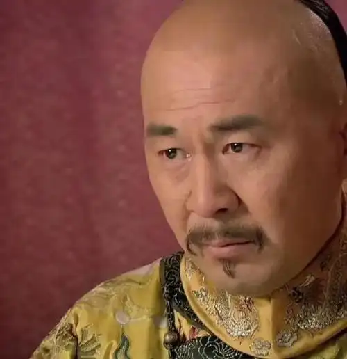 看了76集《甄嬛传》才明白,郑晓龙曾经对孙俪的评价,是一语中的