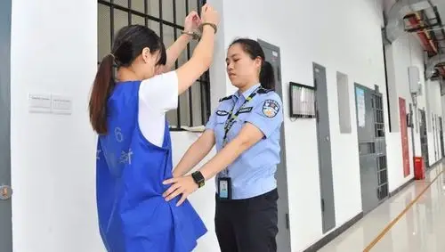 看守所的民警很厉害虹口看守所女子警务组推行情感管理感化在押人员