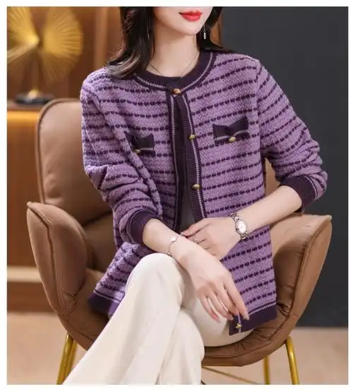 条纹针织开衫女春秋妈妈外套秋装新款中年毛衣洋气外搭上衣 - 17网