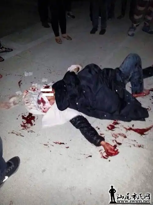 现场监控记录砍人经过!