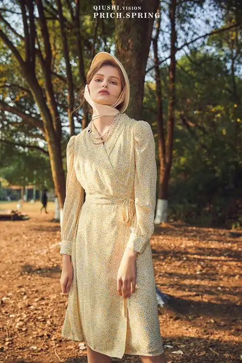 女装裙子prich外景拍摄 高端女装外景大片