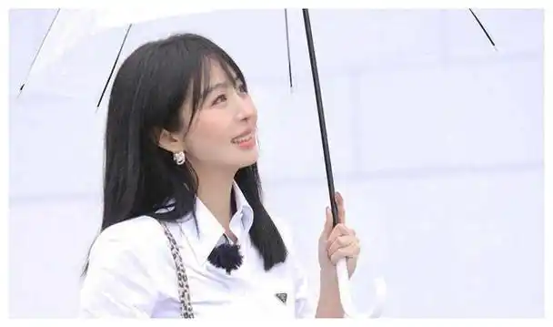 曾志伟甜蜜撒娇锦超发脾气大爆发李菲儿捧高踩低引尴尬