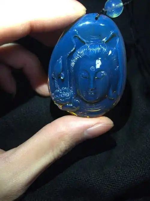 多米尼加琥珀(多米尼加琥珀的特点)