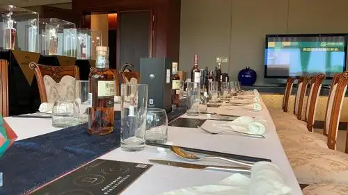 新嘉出国携手汇丰银行联袂麦卡伦威士忌高端品鉴酒会完美收官