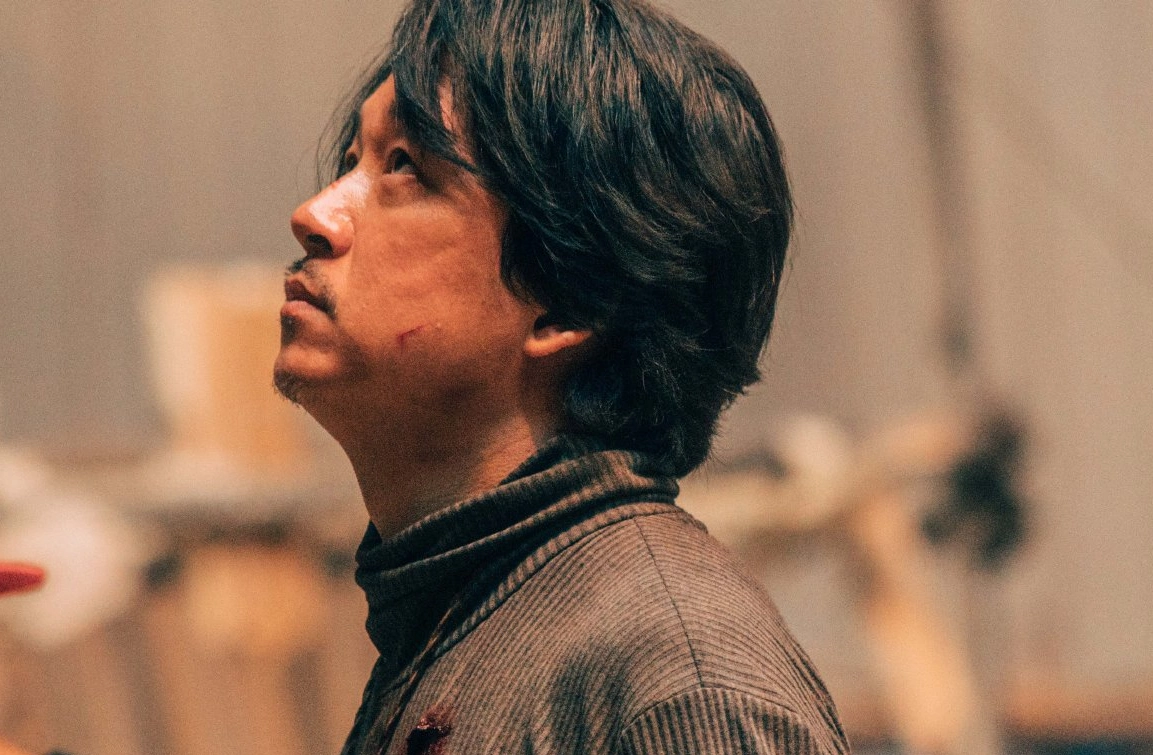 "胡八一"霸气外露,潘粤明却被同伴吓到缩脑袋,过于怂萌可爱!