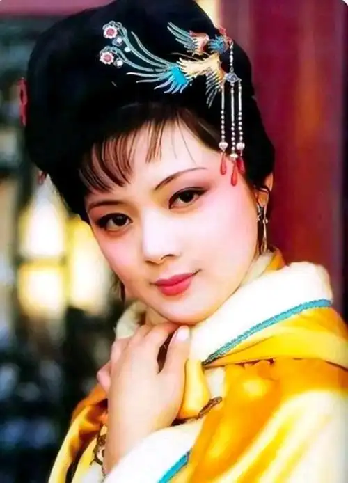 1,薛宝钗人物形象