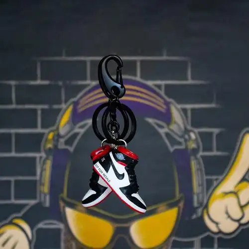 创意aj钥匙扣篮球鞋立体模型包包挂件手工汽车钥匙链男女生日礼物感恩