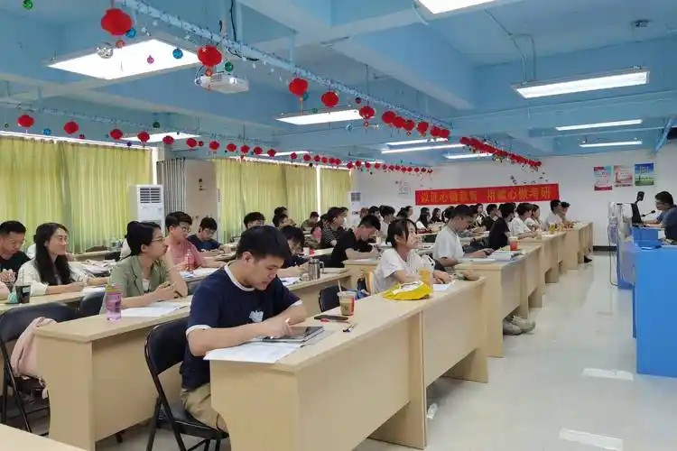北海考研培训班广西文都考研日常教学课堂