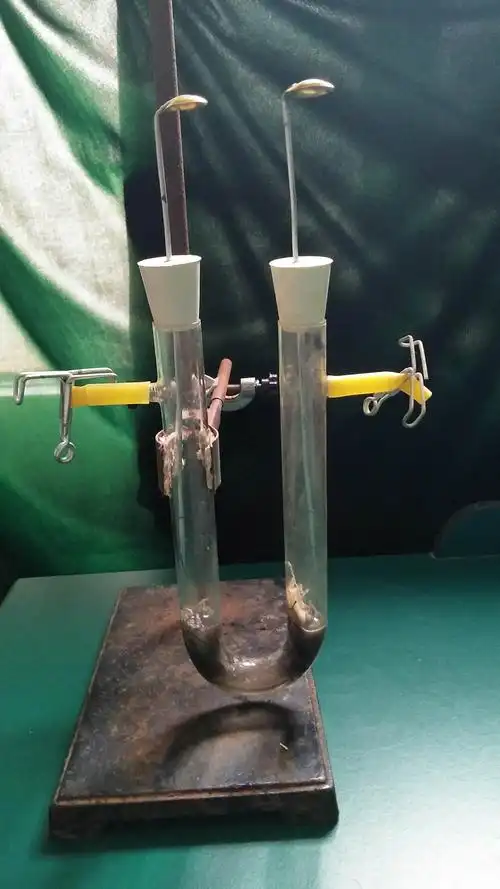 同伴中成长(二)省基础教育课题《研究初中化学实验模式,提升学生科学