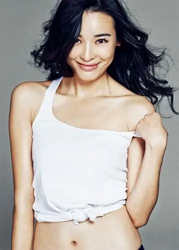 蒙亭宜 我的锁骨很好看