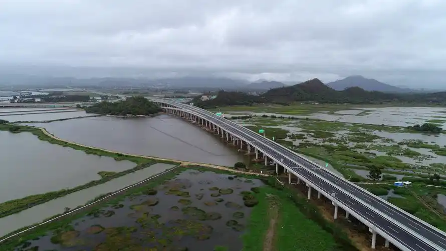 兴汕高速公路一期今日通车,汕尾市区到梅州可节约40分钟