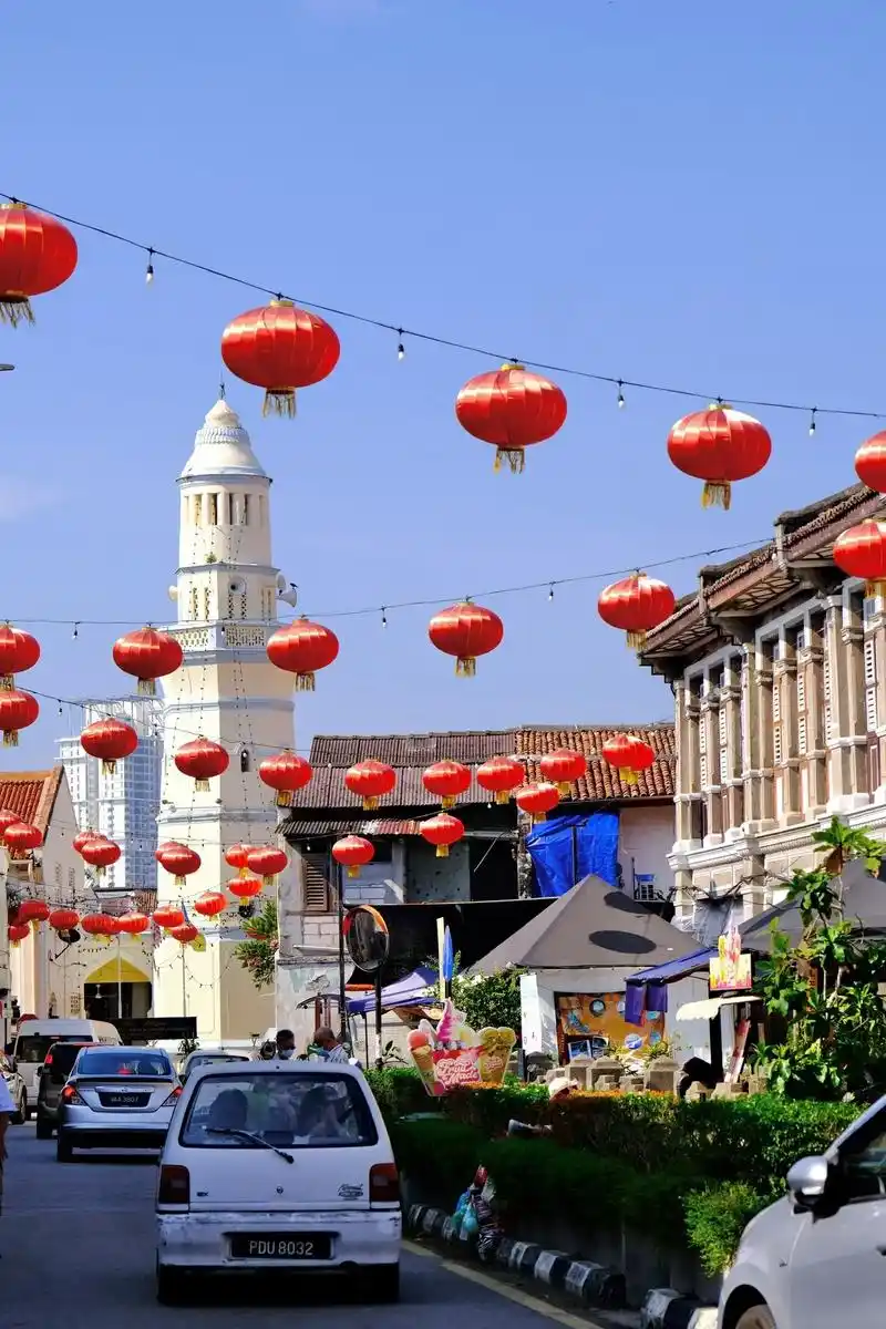 槟城,看似不起眼的小城是马来西亚世界遗产城市之一 ,来这里就 - 抖音